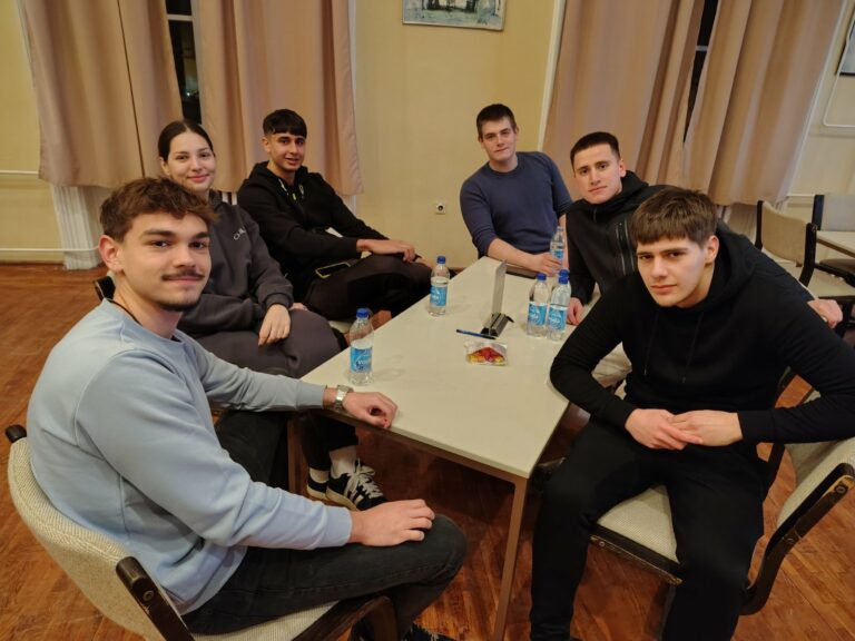 IV-4 Ronaldo CR7 Goat Победници квиза